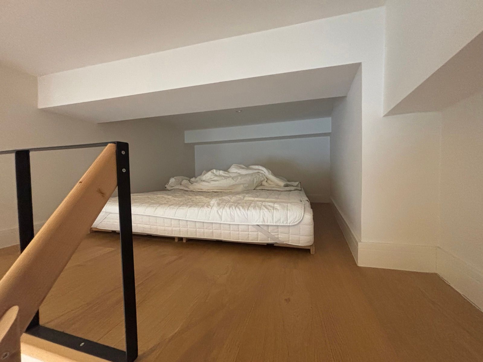 Moderne studio met tuin foto 4