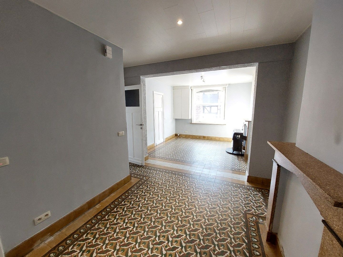 Woning nabij het centrum met 3 slaapkamers + magazijn foto 6