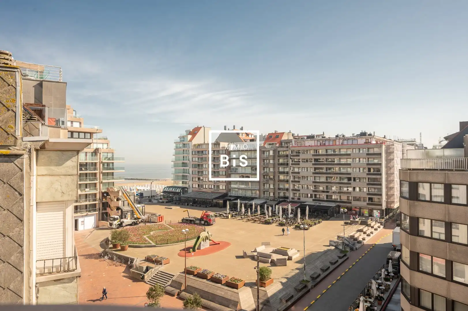 Stijlvol nieuwbouwappartement volledig afgewerkt in het hart van Knokke foto 2