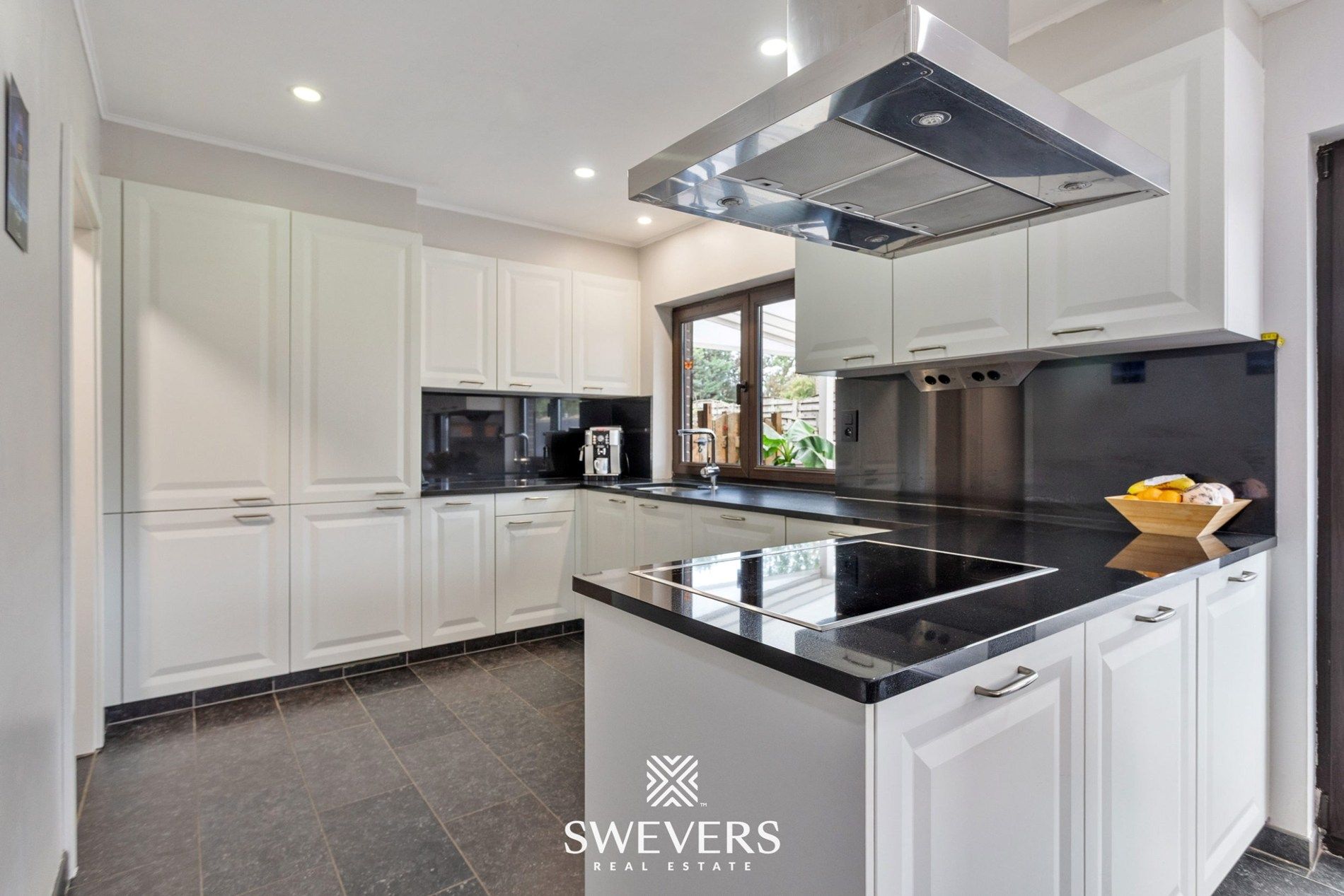 Ruime & energiezuinige gezinswoning in Sint-Truiden foto 7