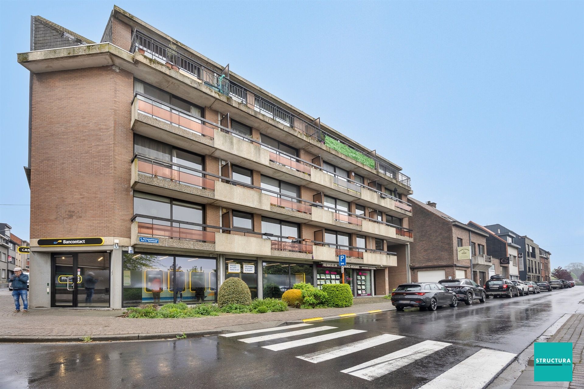 Appartement met 3 ruime kamers en garage foto {{pictureIndex}}