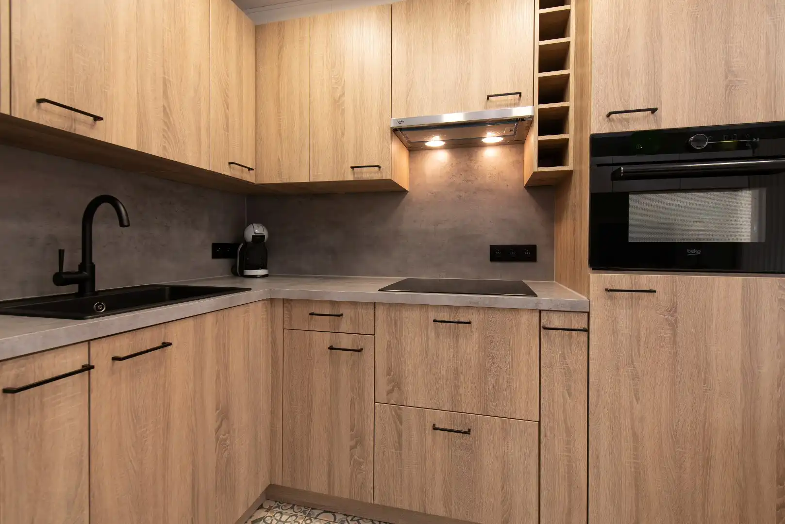 Volledig vernieuwd appartement met zijdelings zicht op zee met EPC A-label! foto 2