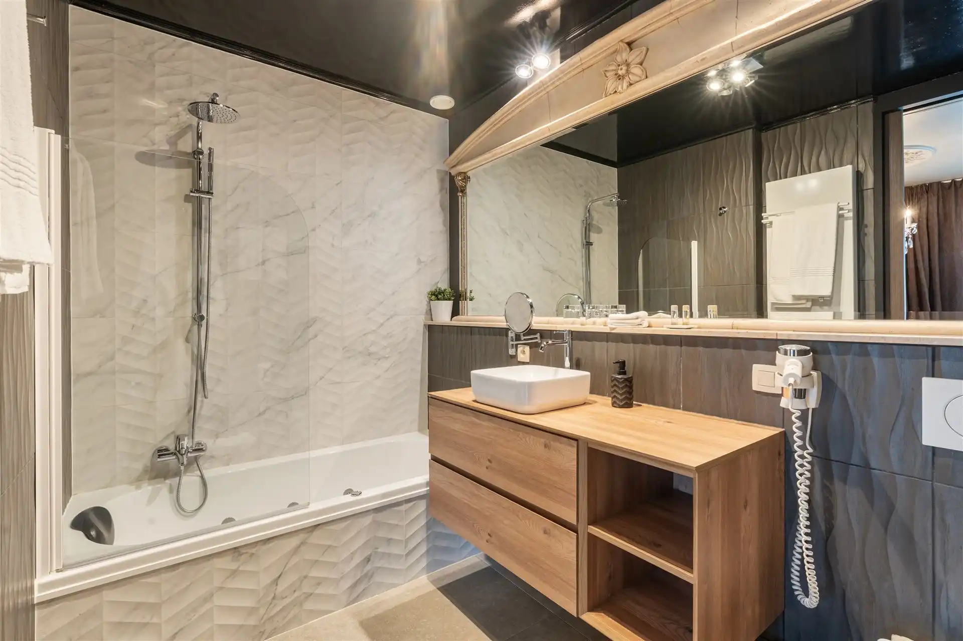 Herenhuis met B&B en wellness. foto 25