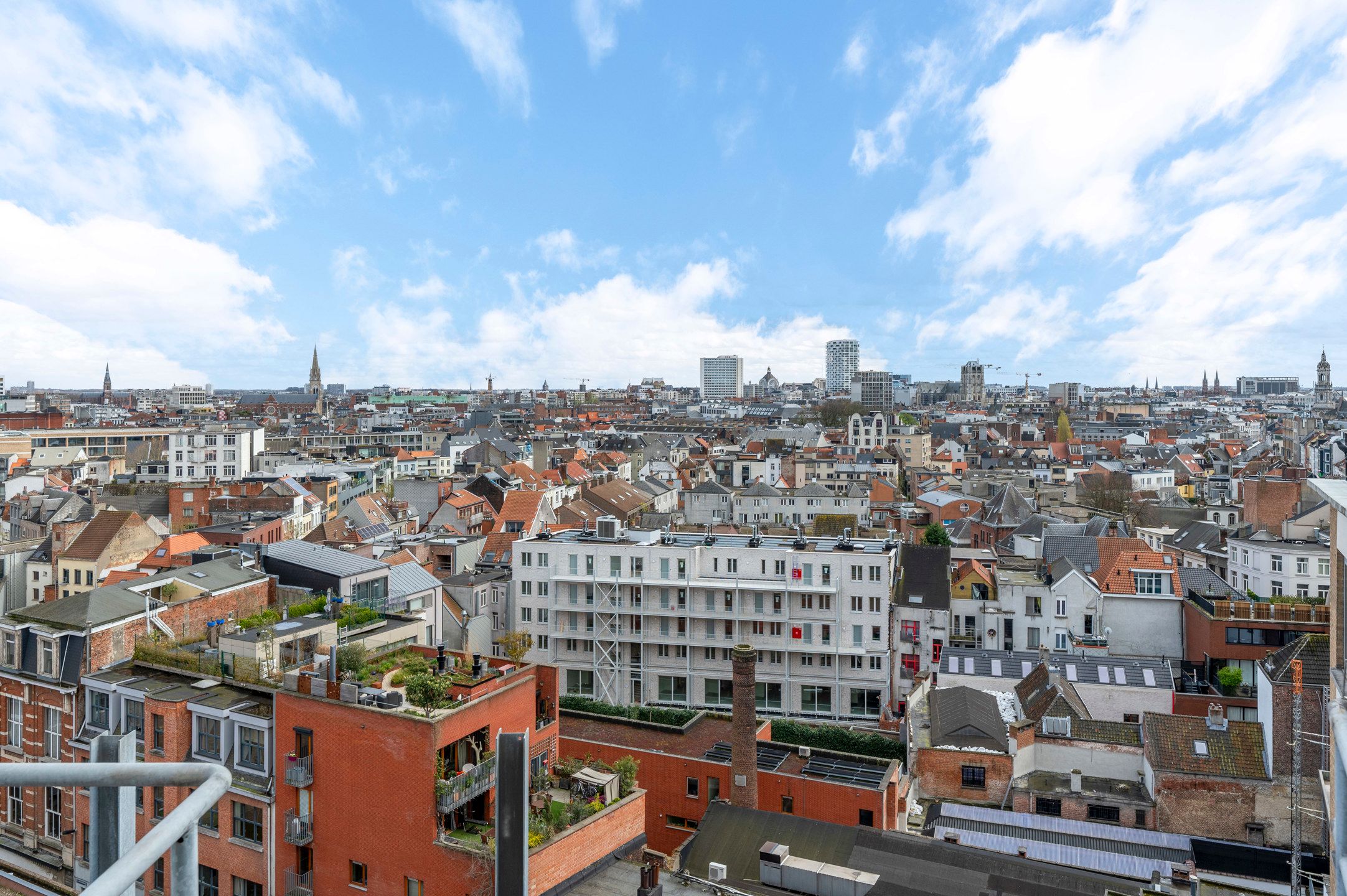 ANTWERPEN  - Historisch penthouse aan de Schelde foto 13