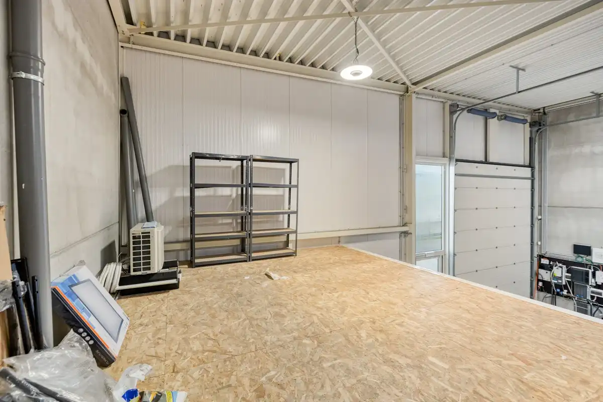 Recente KMO-unit nabij de E313 foto 6