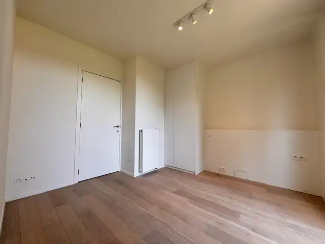 STAPELWONING met GARAGE te BRUGGE foto 14