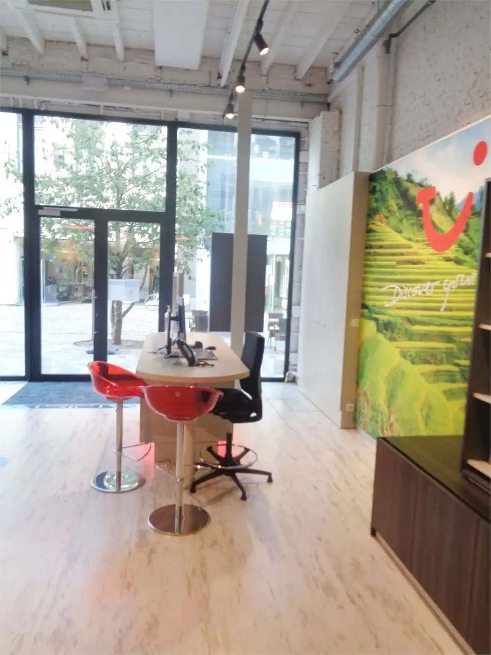 INSTAPKLAAR COMMERCIEEL PAND foto 8