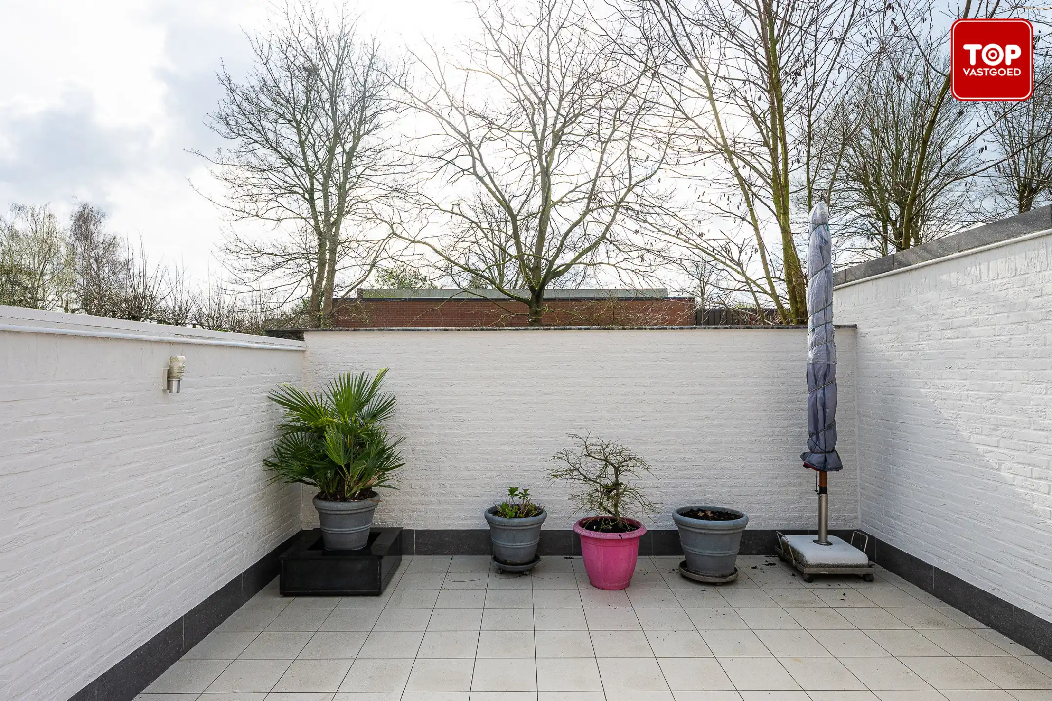 Instapklare woning met 3 slaapkamers en leuke buitenruimte.  foto 11