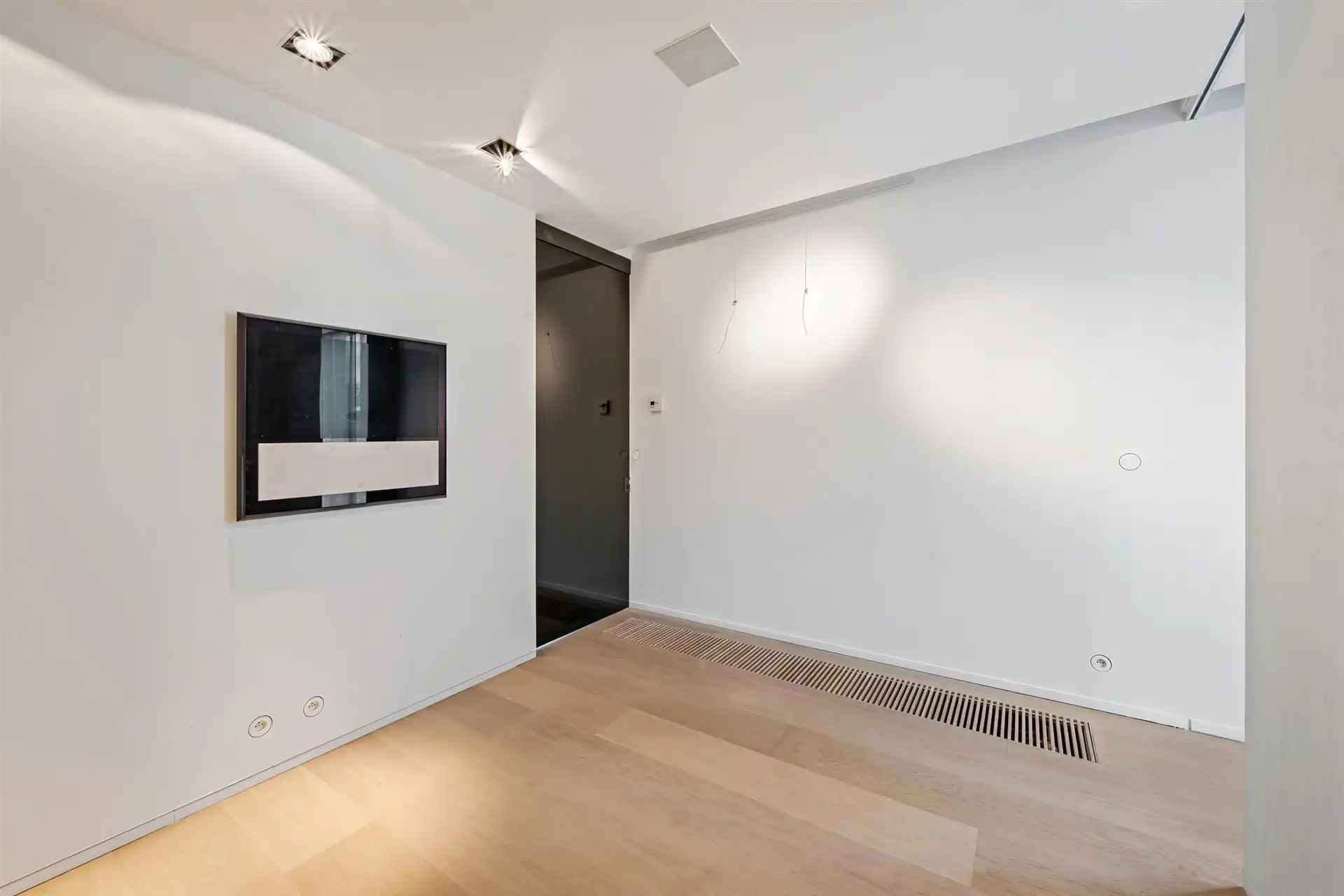 Topgelegen lichtrijke penthouse met prachtig terras foto 15