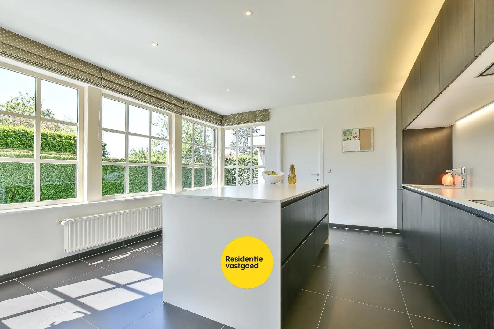 Prachtige villa in rustige woonwijk te De Haan - Klemskerke te koop! foto 10