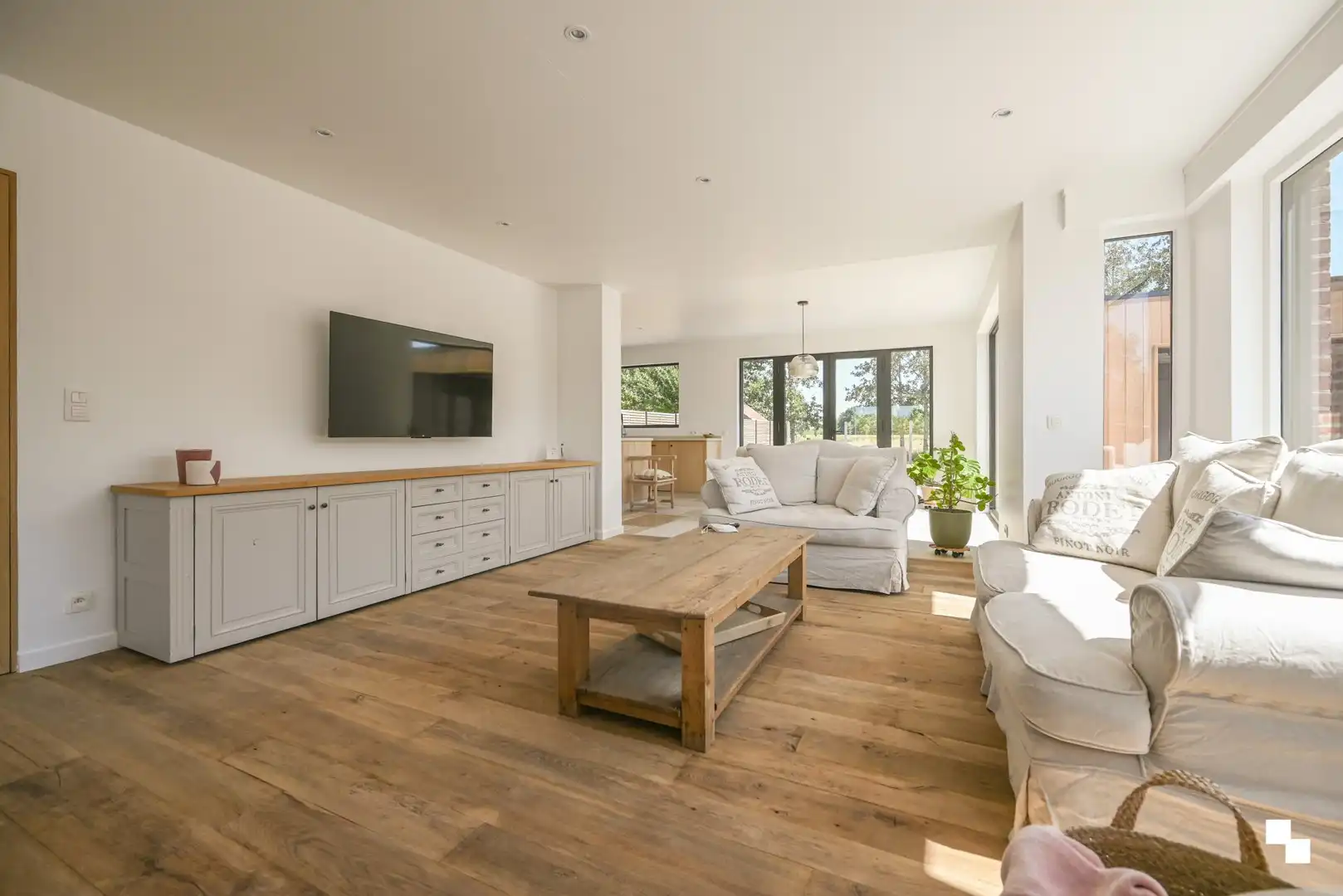 Karaktervolle vrijstaande woning te Ingelmunster foto 7