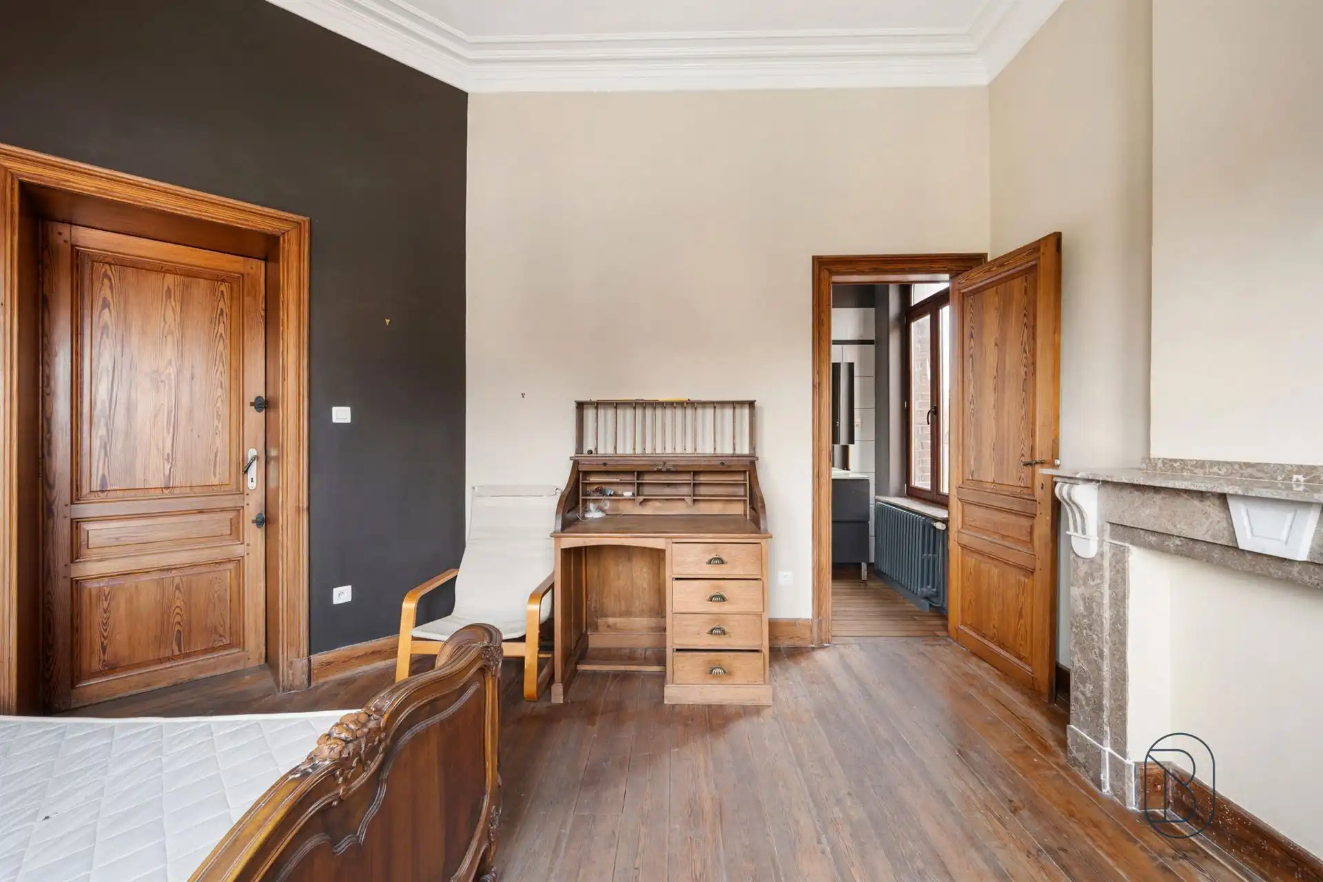 Imposante notariswoning met prachtige tuin! foto 31