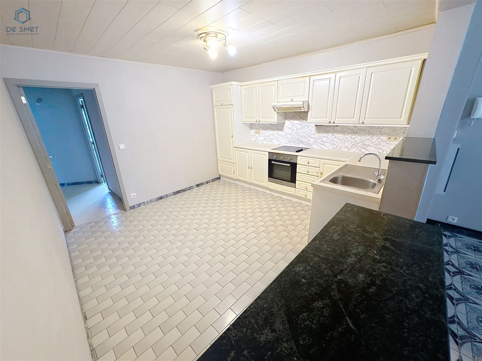 Prachtig Appartement op de eerste verdieping gelegen op Toplocatie in Geraardsbergen! foto 2