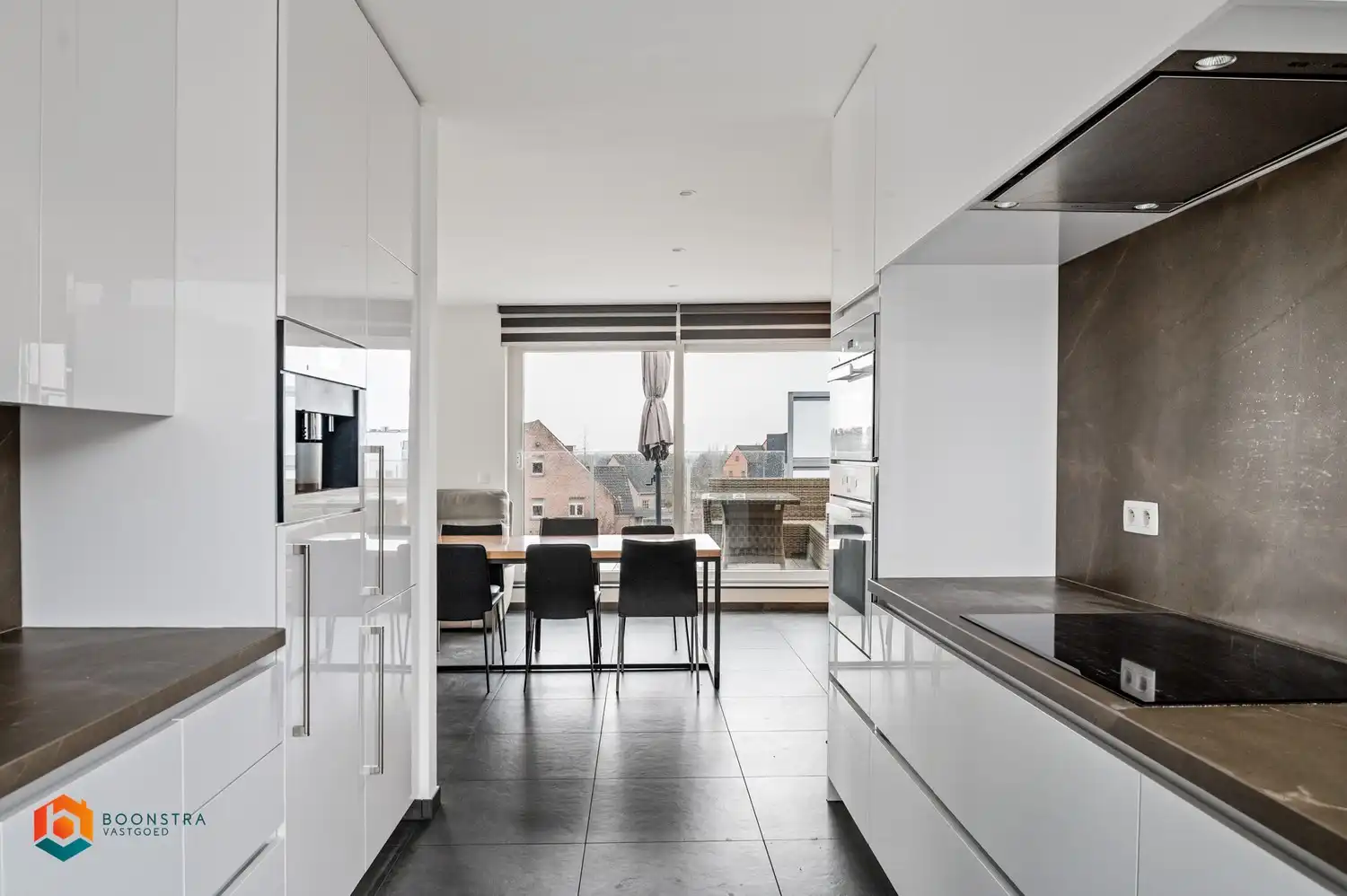 Prachtige penthouse met 2 slpkrs en 4 terrassen in centrum Beerzel foto 8