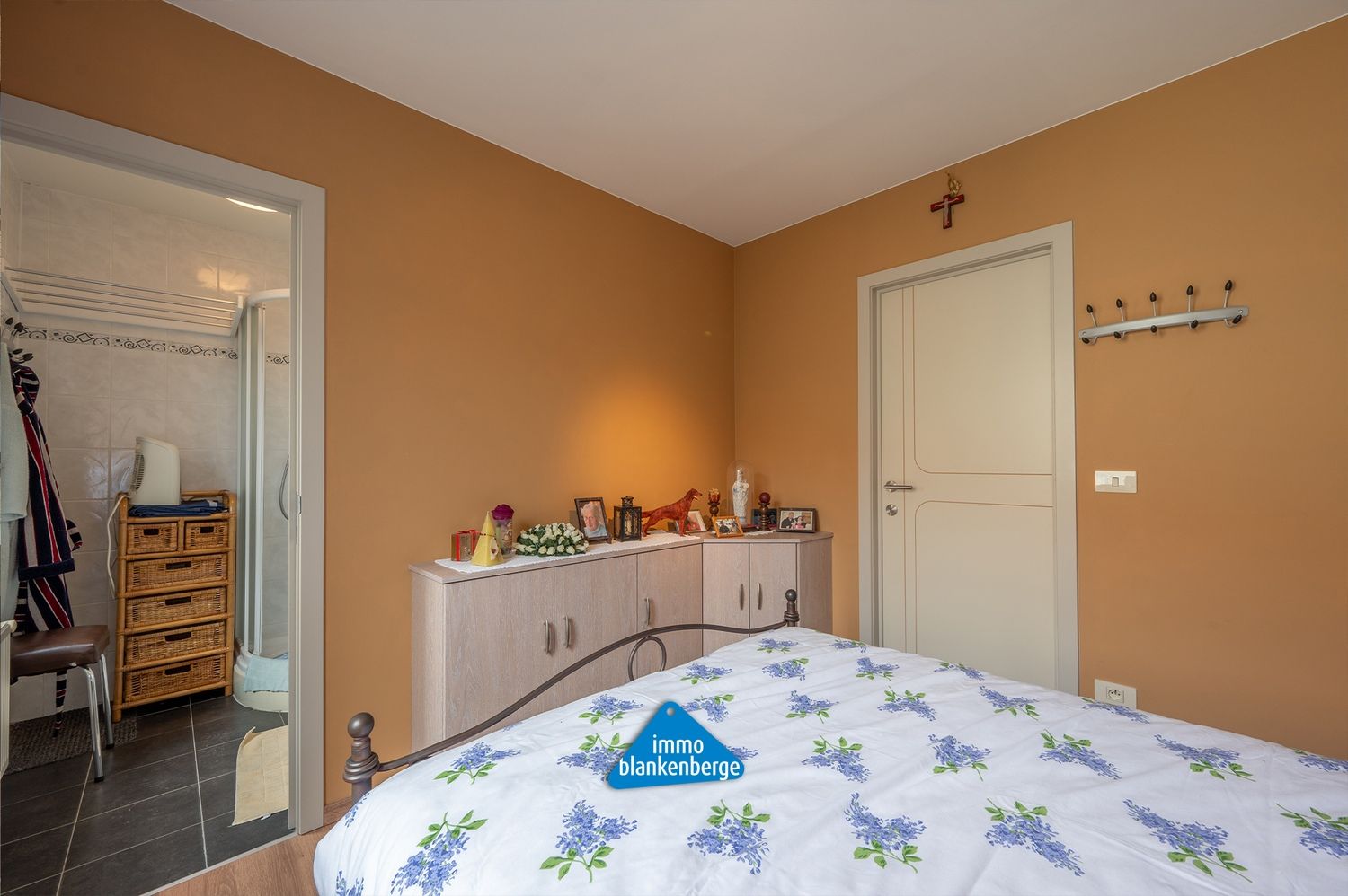 Instapklaar 1-slaapkamerappartement op topligging vlak bij de zeedijk foto 12