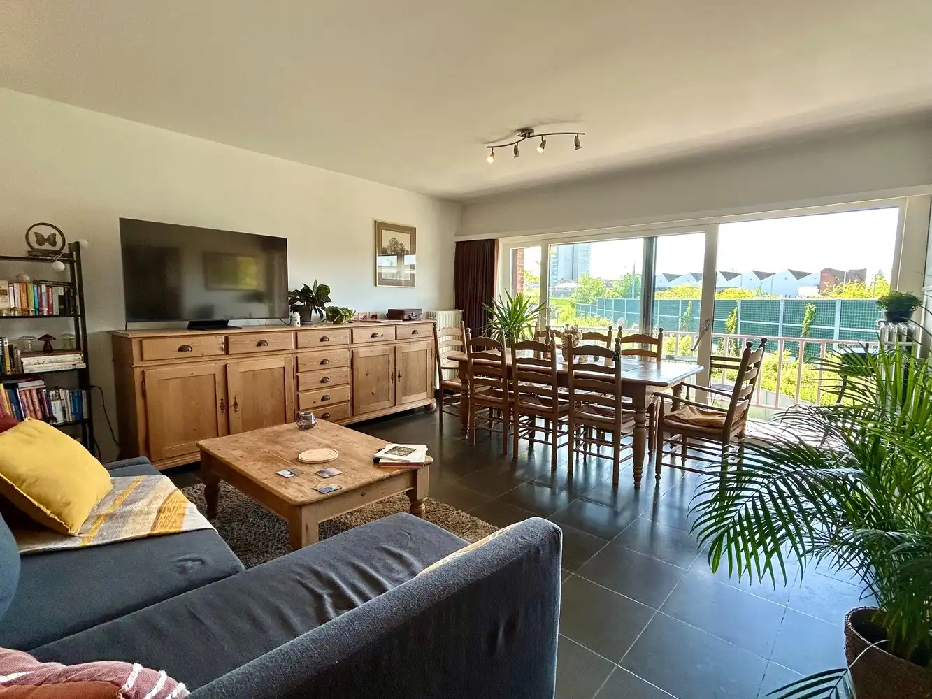 Instapklaar appartement nabij station Leuven foto 4