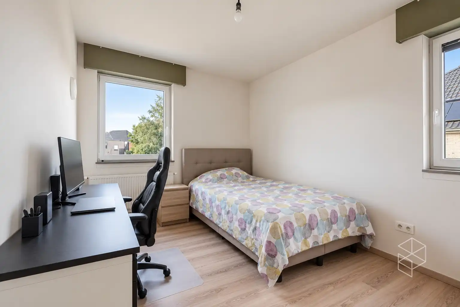 Recente (bj. 2023) royale woning met 4 SLPK (5 mogelijk) en grote tuin (EPC A) foto 12