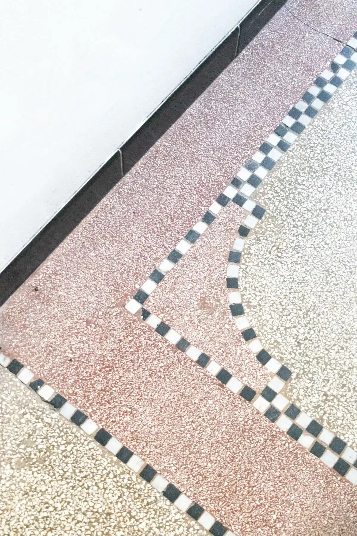 Gezellig appartement met charmante details in Antwerpen foto 12