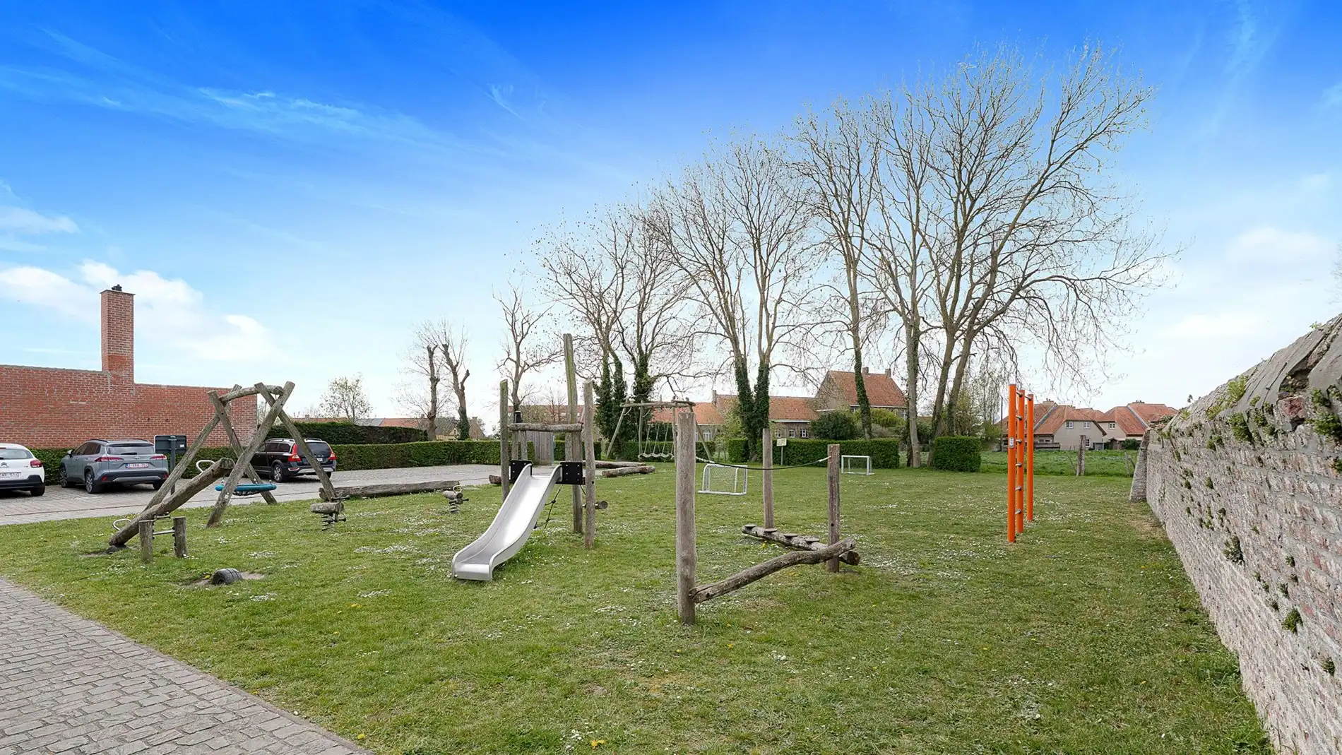 Breed huis met veel charme vlakbij De Haan foto 19