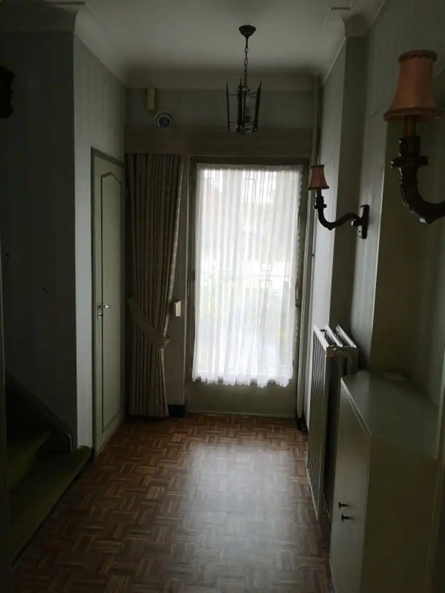 Mooi gelegen gezinswoning foto 11