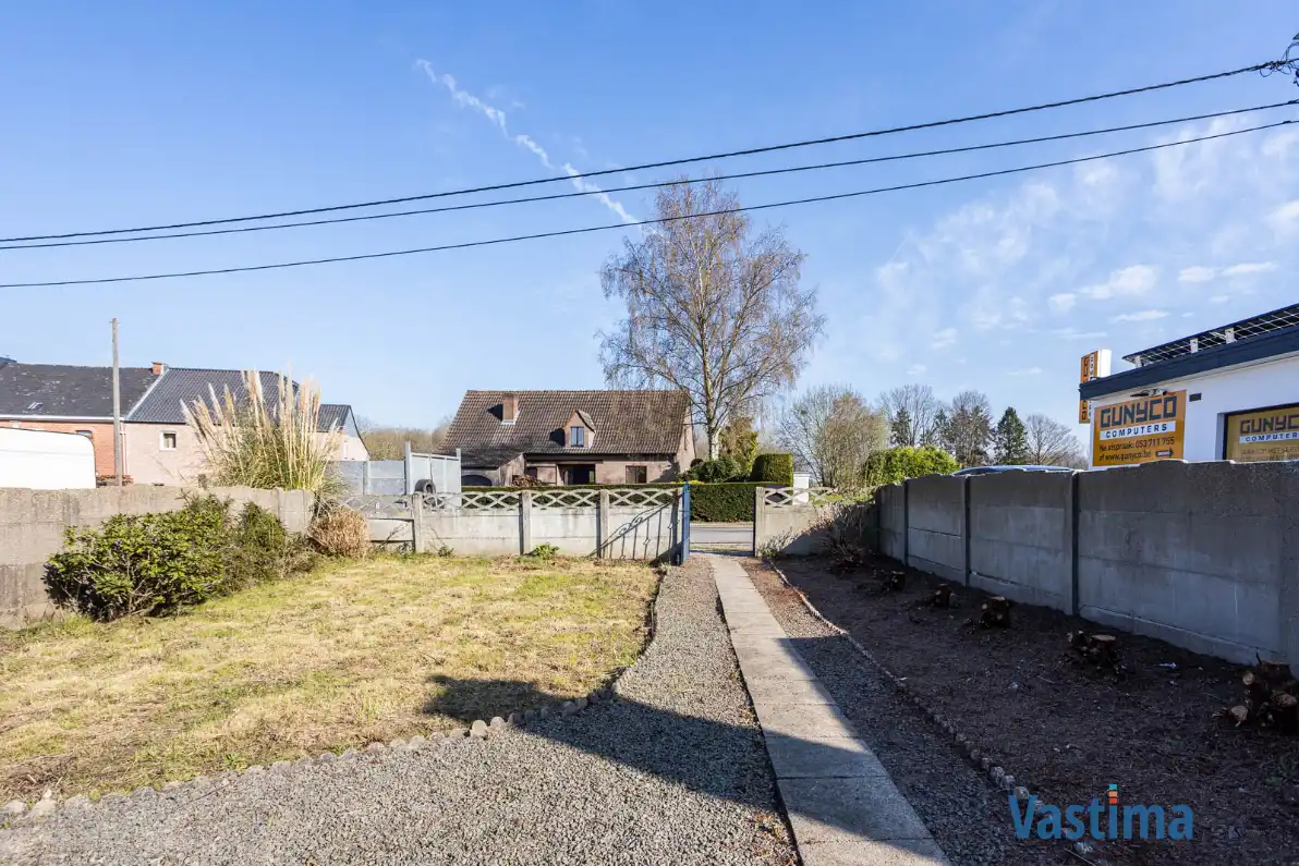 Te renoveren woning met potentieel in Moorsel foto 12