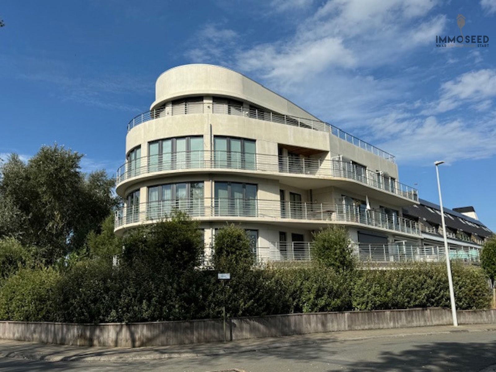 Luxueuze penthouse met riant terras foto {{pictureIndex}}