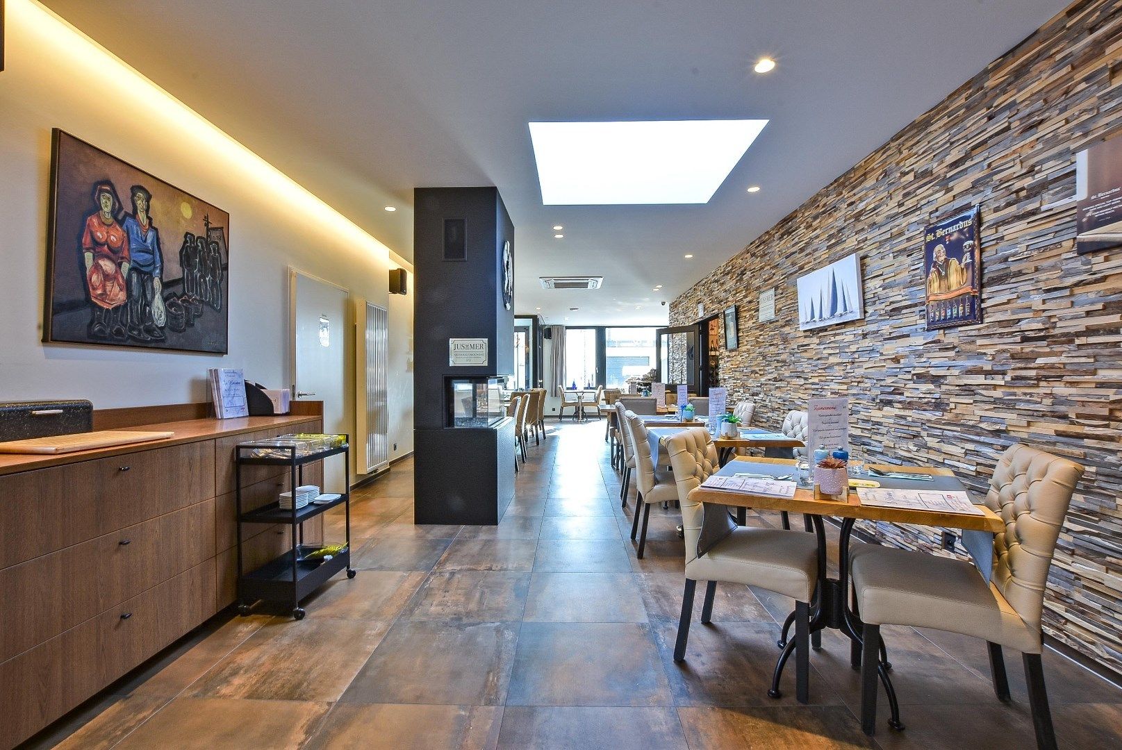 HUUR-KOOP: Restaurant 'De Haven' volledig gebouw met mogelijheden vlakbij de kaai gelegen op 313 m². foto 10