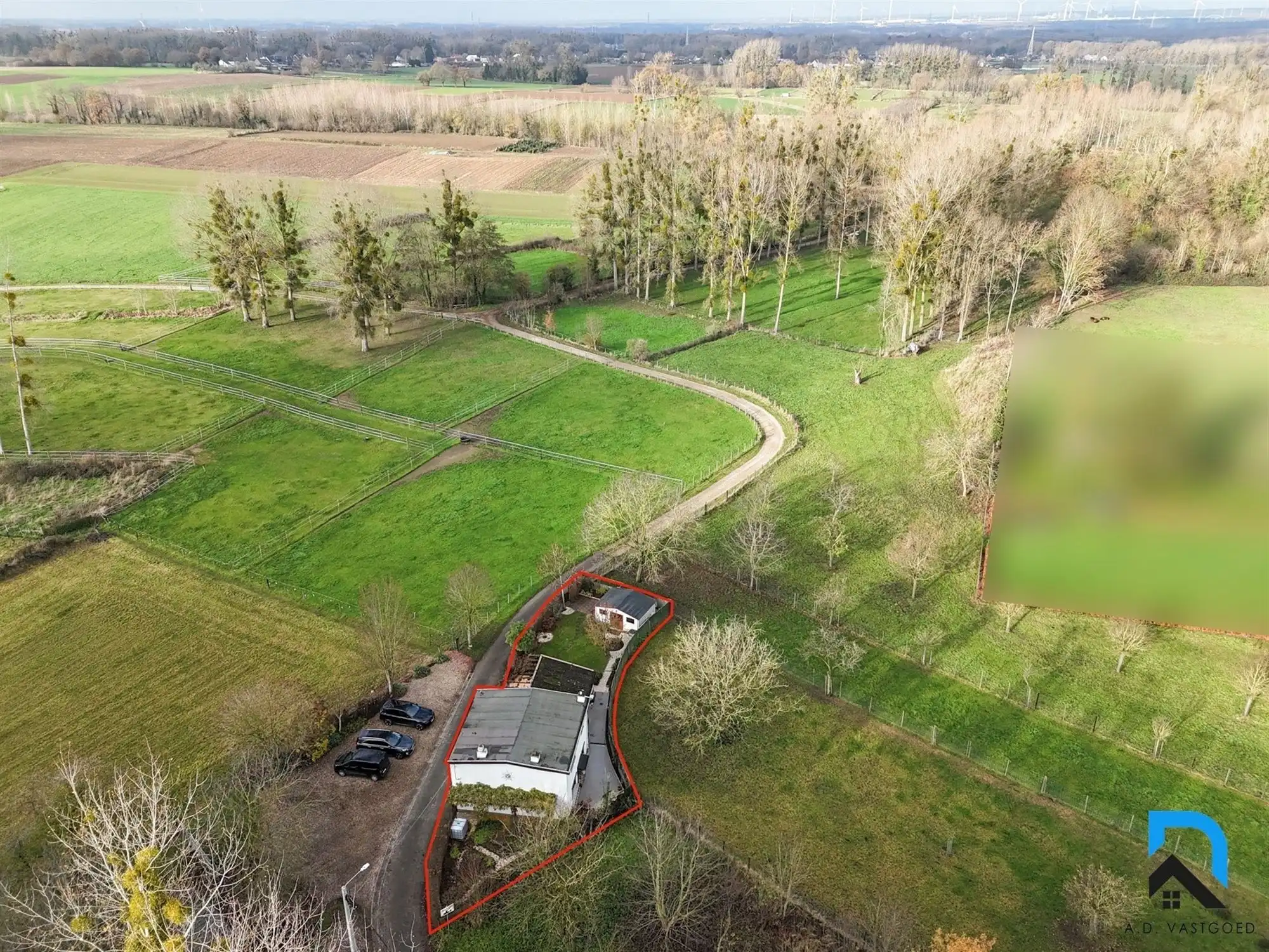 Mooie woning in het groen foto 4