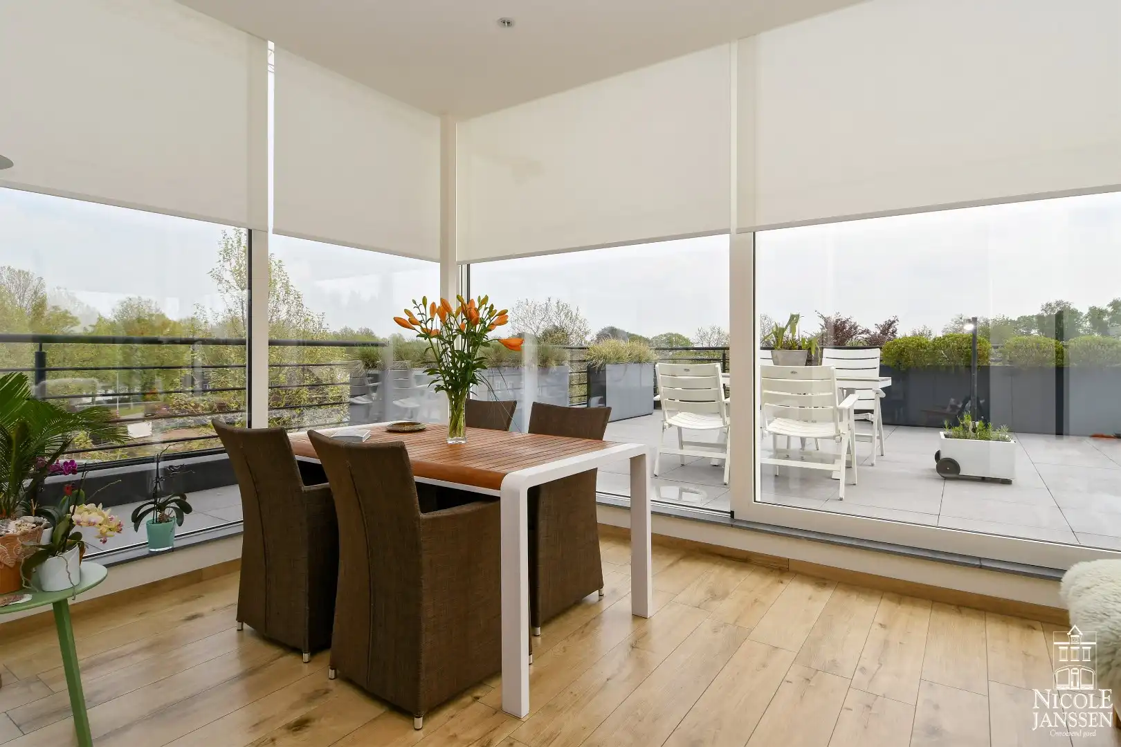 Royaal penthouse met twee slaapkamers, twee terrassen en drie autostandplaatsen foto 22