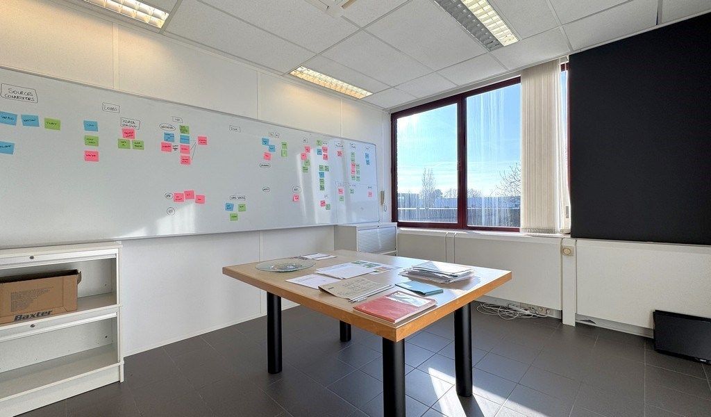 Instapklare kantoren te huur vlakbij A12 in Aartselaar foto 9