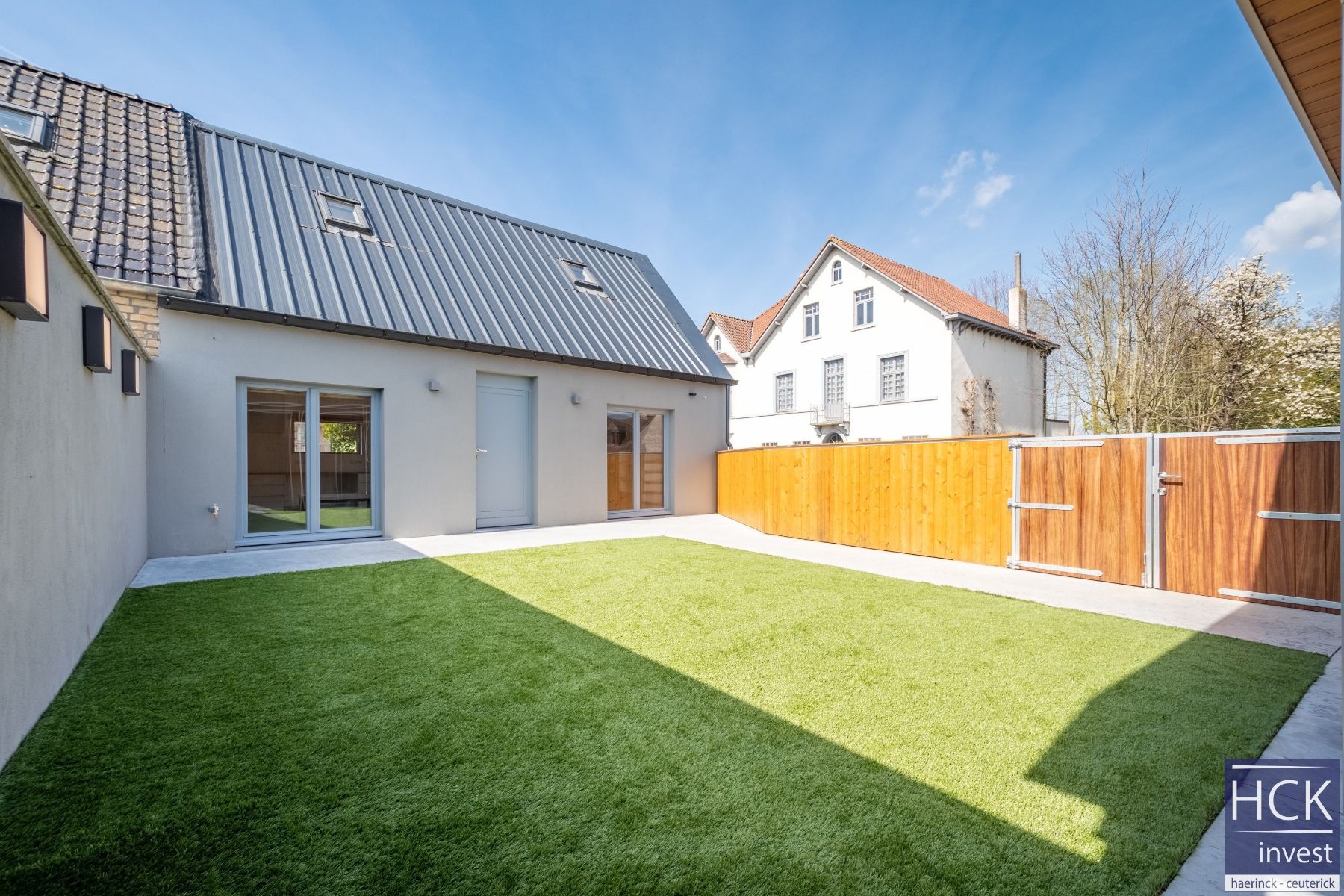 KRUISHOUTEM - Volledig instapklare woning vlakbij centrum!! foto 2