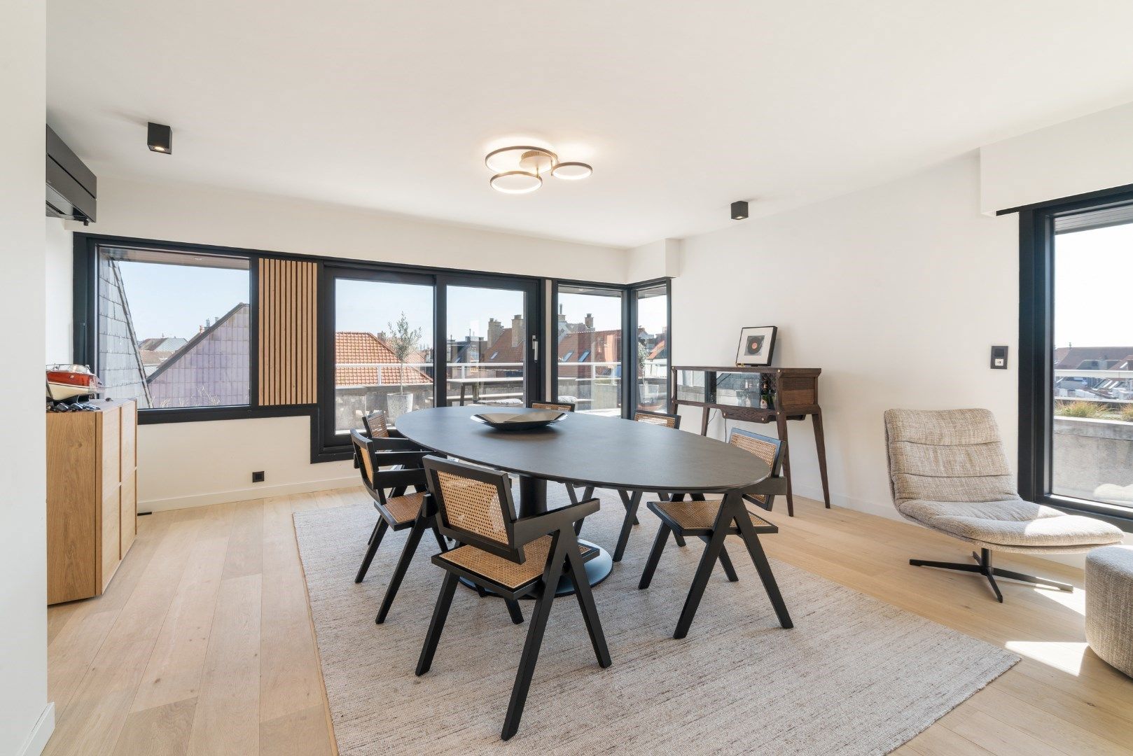 Penthouse met 4 slaapkamers en ruime terrassen foto 4