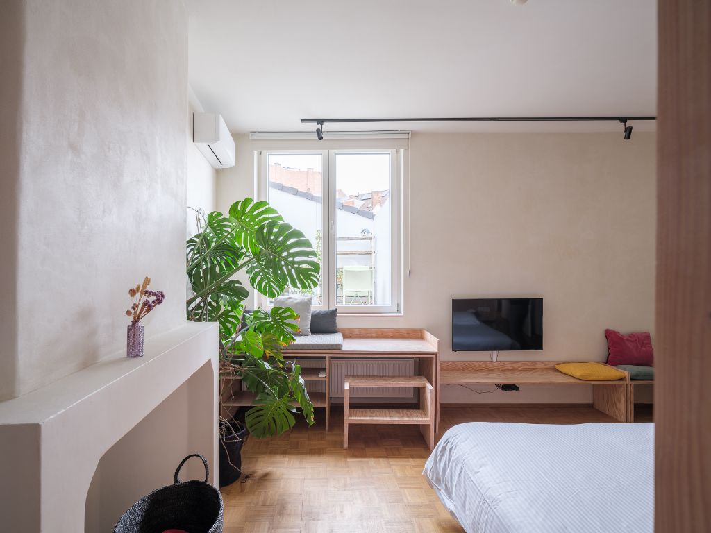 Bijzonder duplexappartement (240 m²) met vier slaapkamers, telkens met eigen sanitair en buitenruimte, gelegen in een kleinschalige residentie nabij het Zuid. foto 15