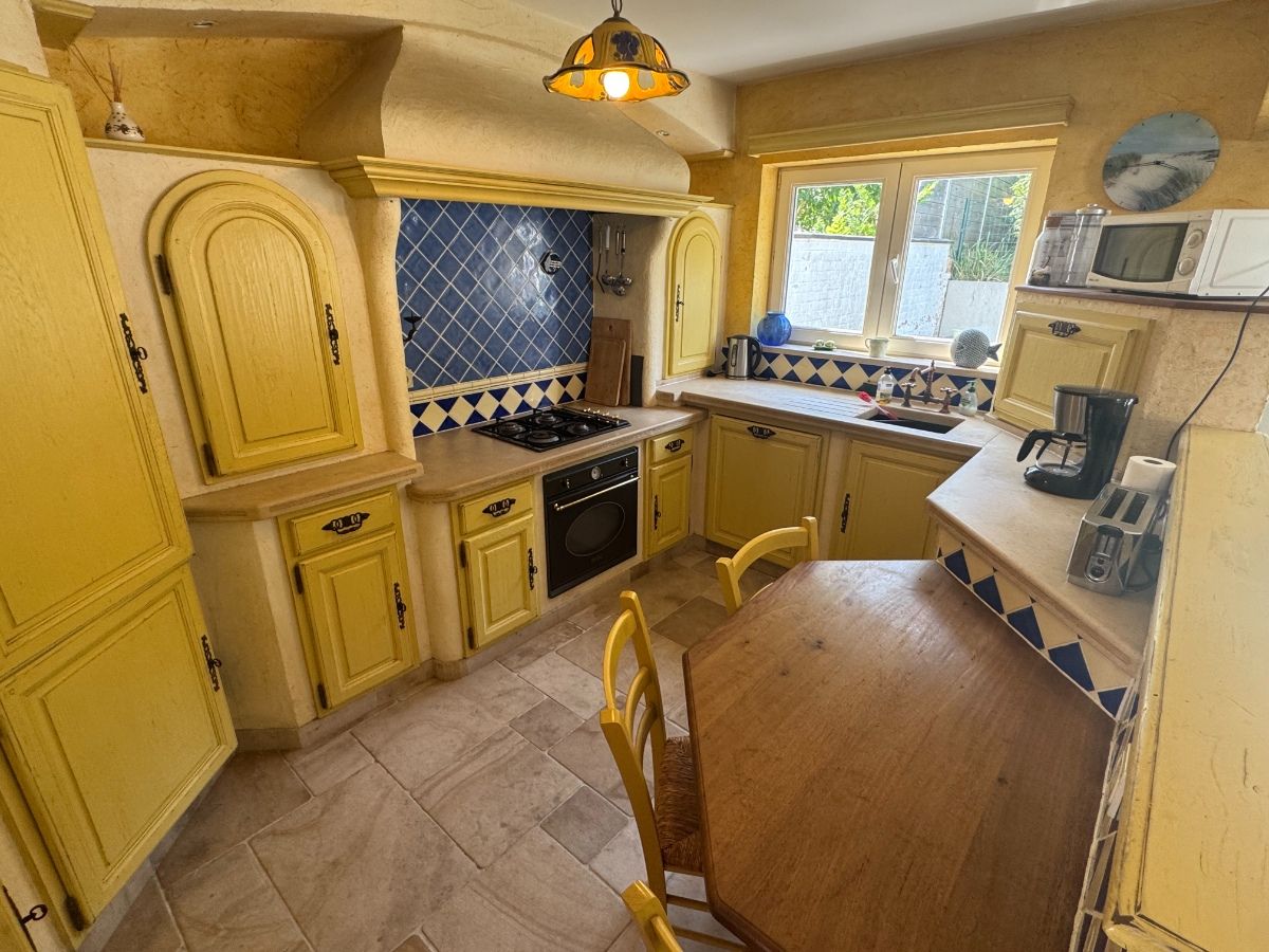 Charmante woning in het Begijnhof met 3 slaapkamers foto 9