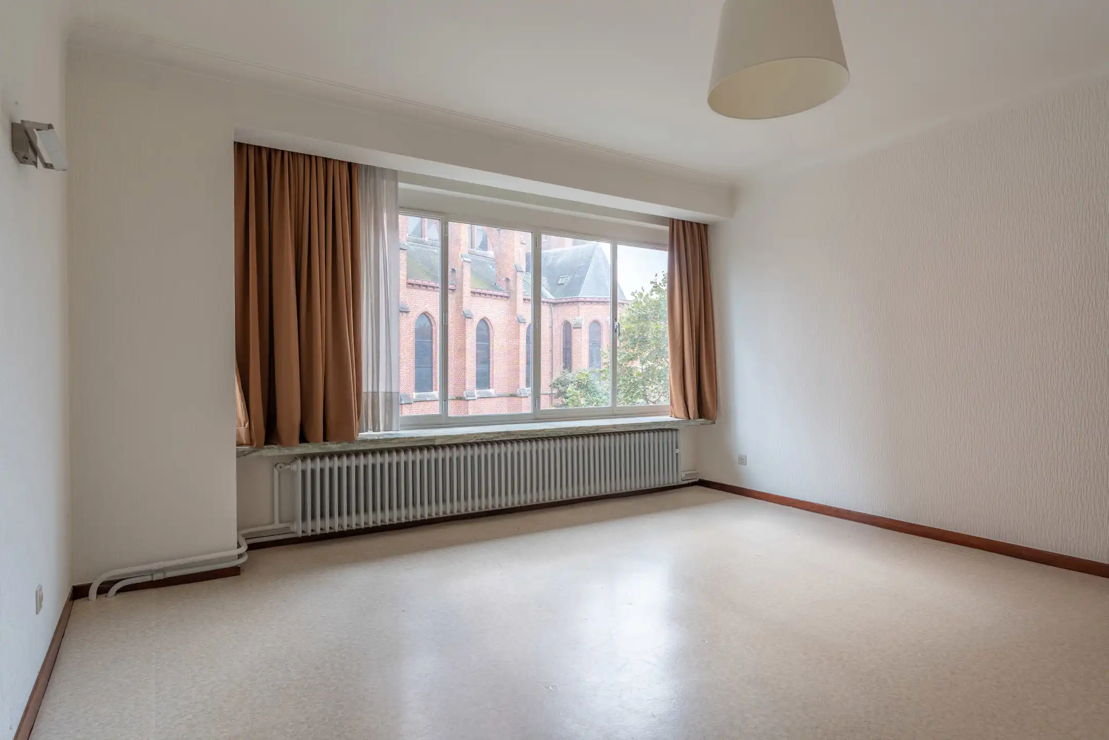 Te renoveren woning mét 1 slpk en garage op toplocatie te Turnhout  foto 20