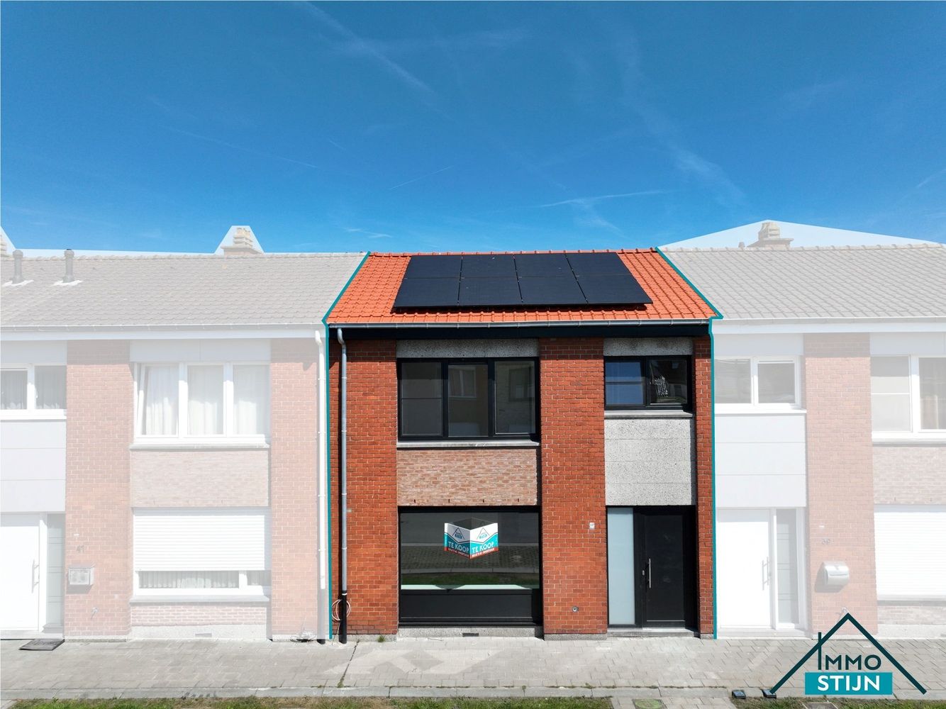 Volledig gerenoveerde woning in rustige woonwijk foto {{pictureIndex}}