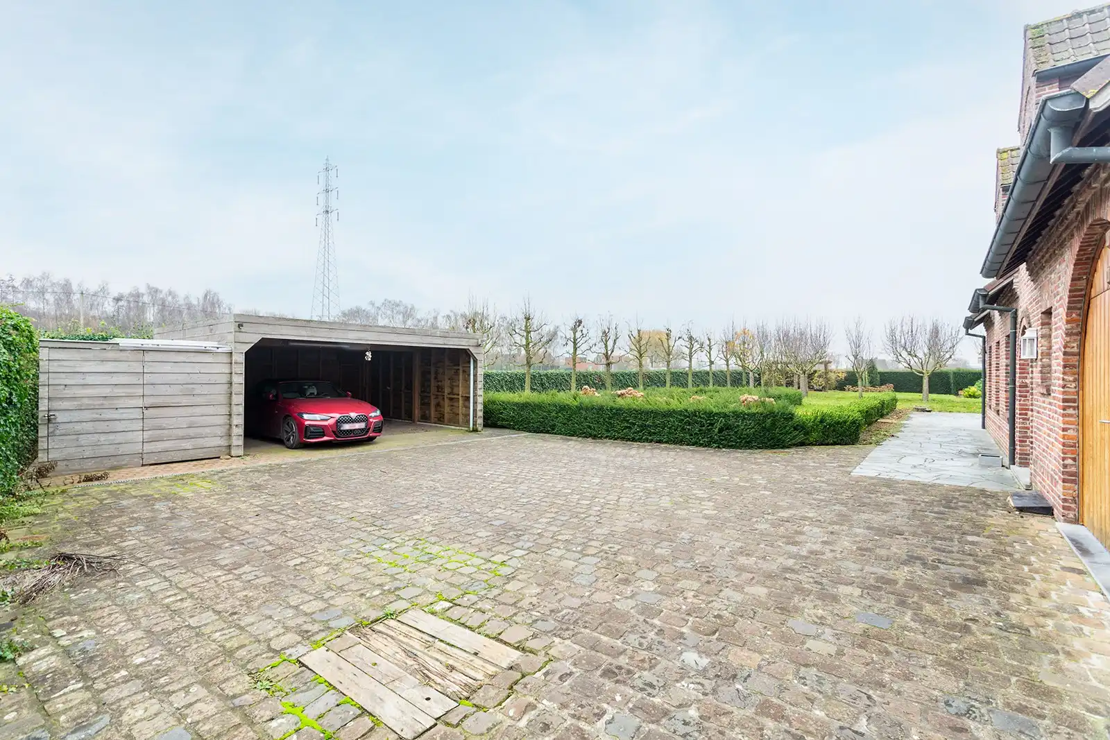 Charmante gezinswoning op 6.217 m² foto 28