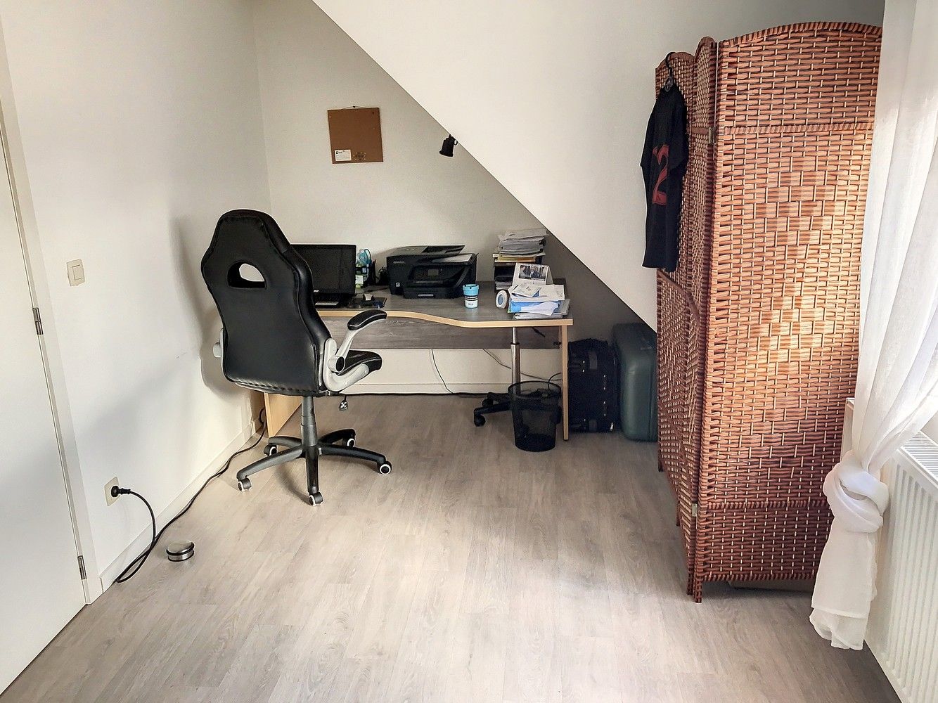 Fijn duplex appartement gelegen in het centrum van Mol-Wezel met mooie lichtrijke leefvertrekken foto 13