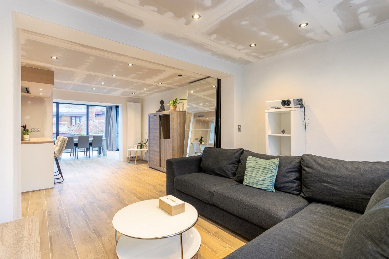 Rustig gelegen halfopen woning met 3 slpks en tuin te Buizingen foto 6