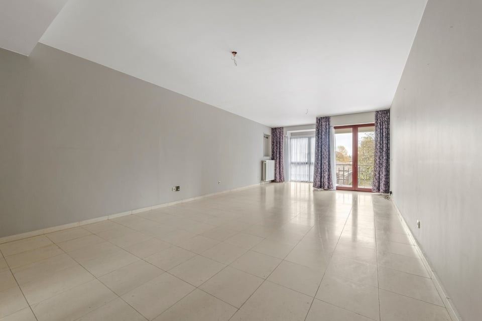 RUIM APPARTEMENT MET UITZONDERLIJK TERRAS VAN +50M² IN SINT-TRUIDEN foto 11
