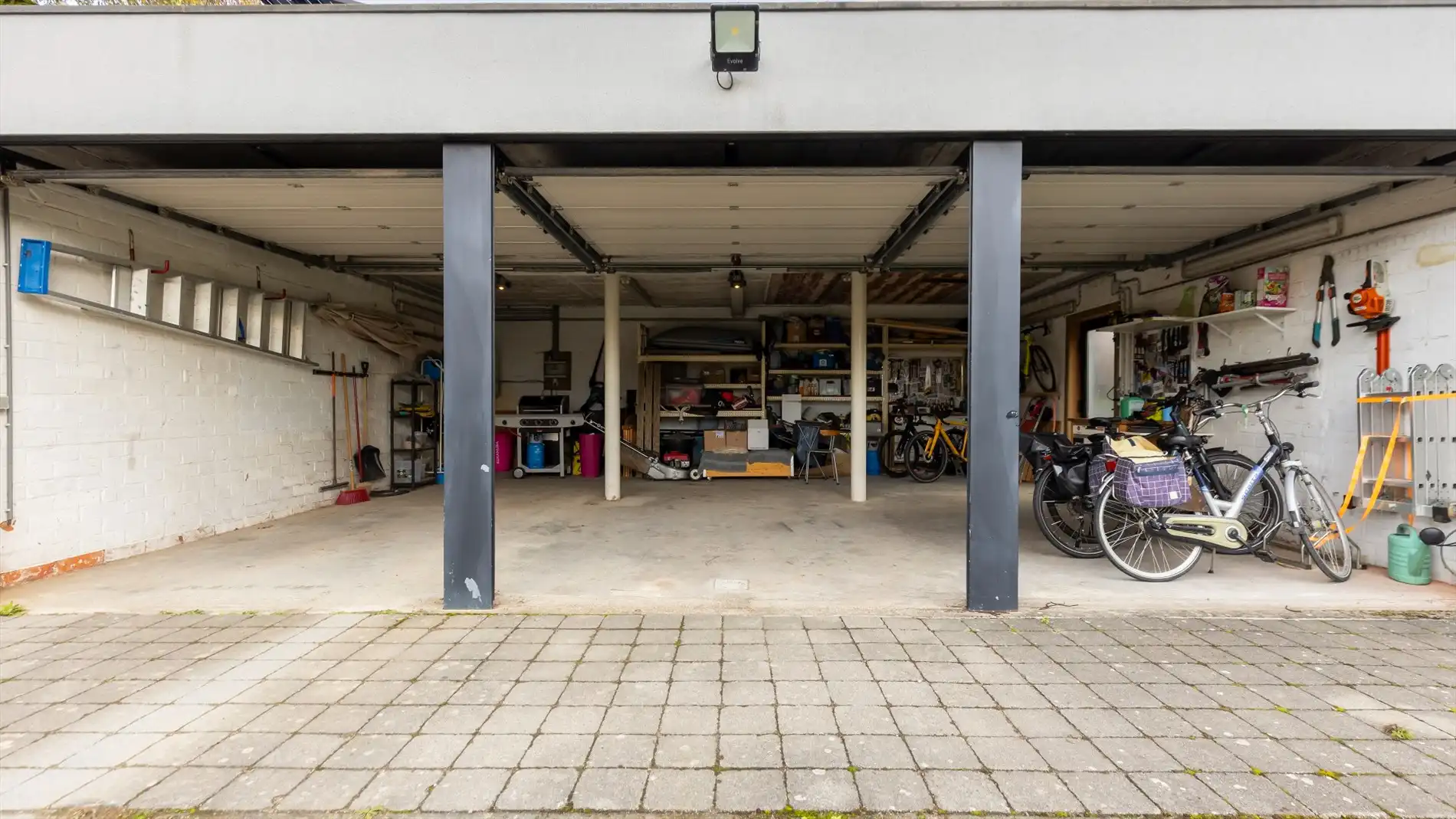 Instapklare ruime woning met 4 kamers, 2 badks & 3 garages nabij centrum Tremelo foto 22