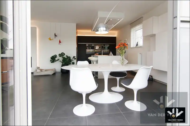 INVESTERINGSPAND : PENTHOUSE MET LANGE TERMIJN HUUROPBRENGST foto 17