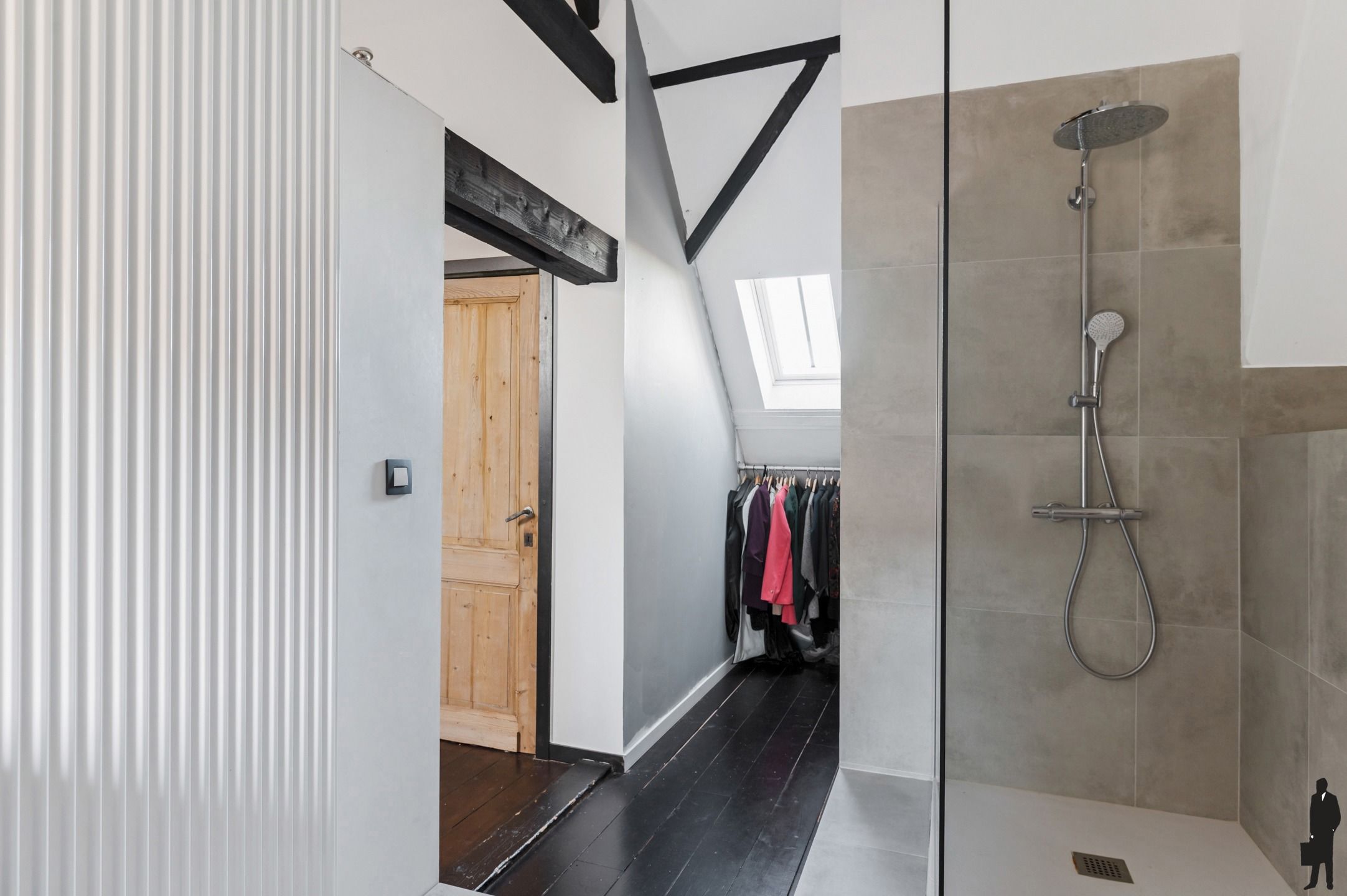 Gerenoveerde herenwoning met 3 slpks, 2 badks en ZW tuin foto 26