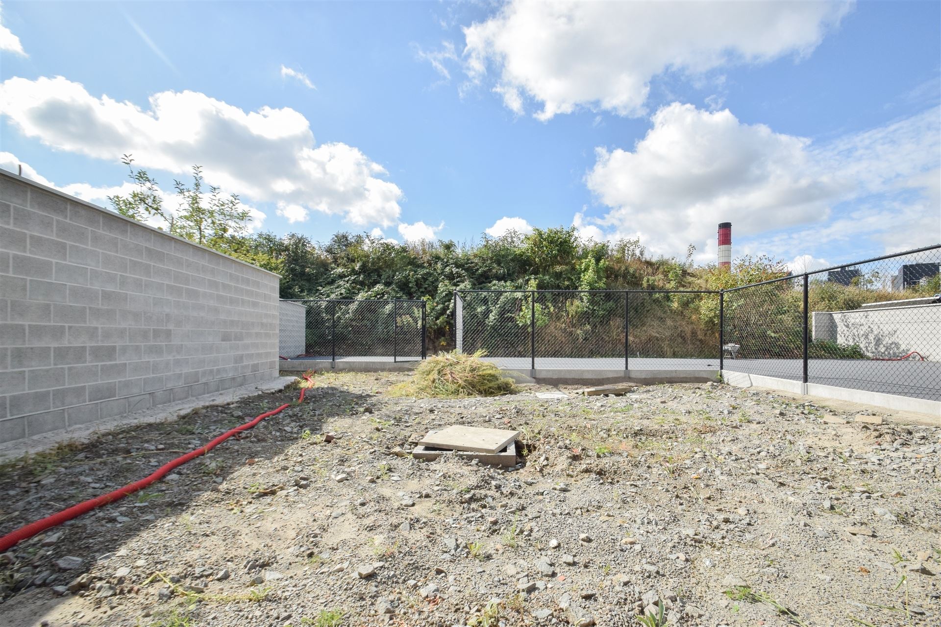 Casco gelijkvloers appartement met tuin & autostaanplaats. foto 14