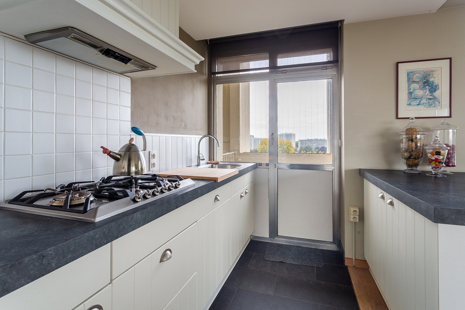 Instapklaar hoekappartement (150 m²) met veel lichtinval op de zevende verdieping foto 8