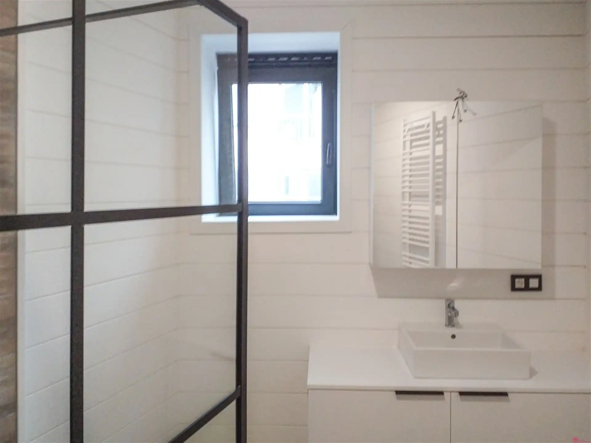 Recent vernieuwd appartement foto 8