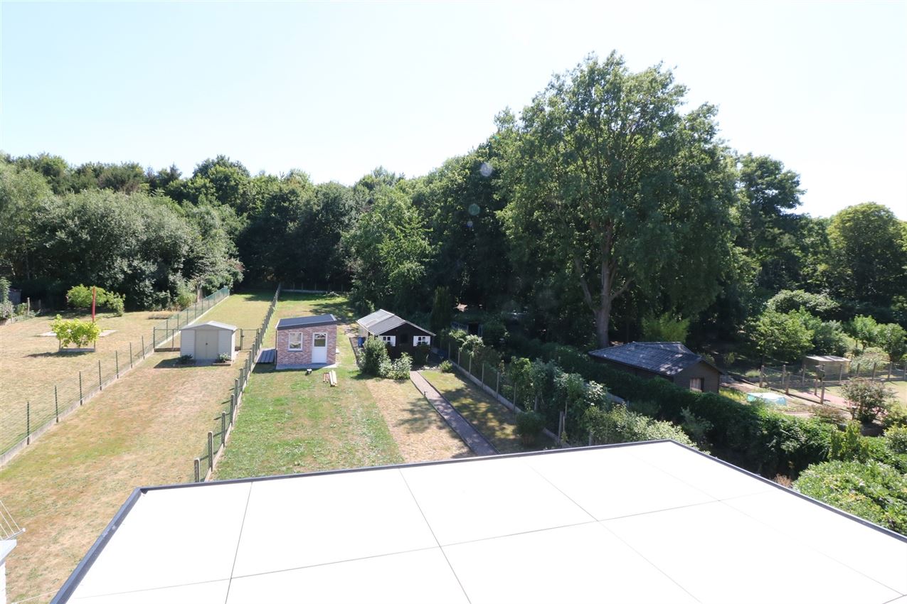  2 slpk. en terras, wandelafstand centrum en station, foto 11