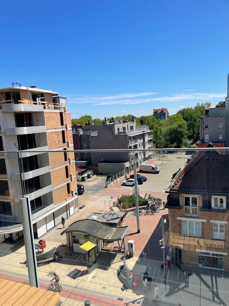 Vlakbij zee gelegen gemeubeld appartement met centrale ligging! foto 12