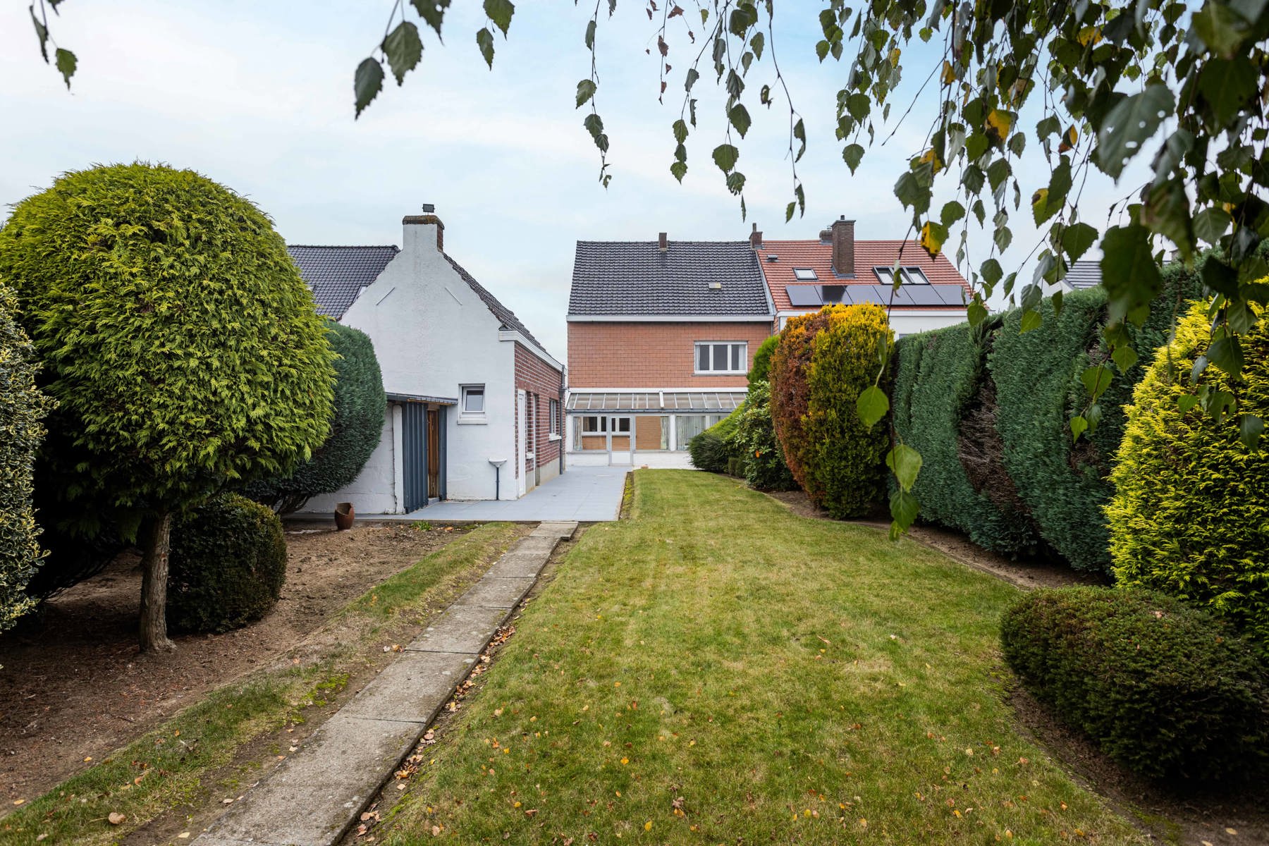 Charmante HOB met ruime tuin en garage in een rustige buurt. foto 25