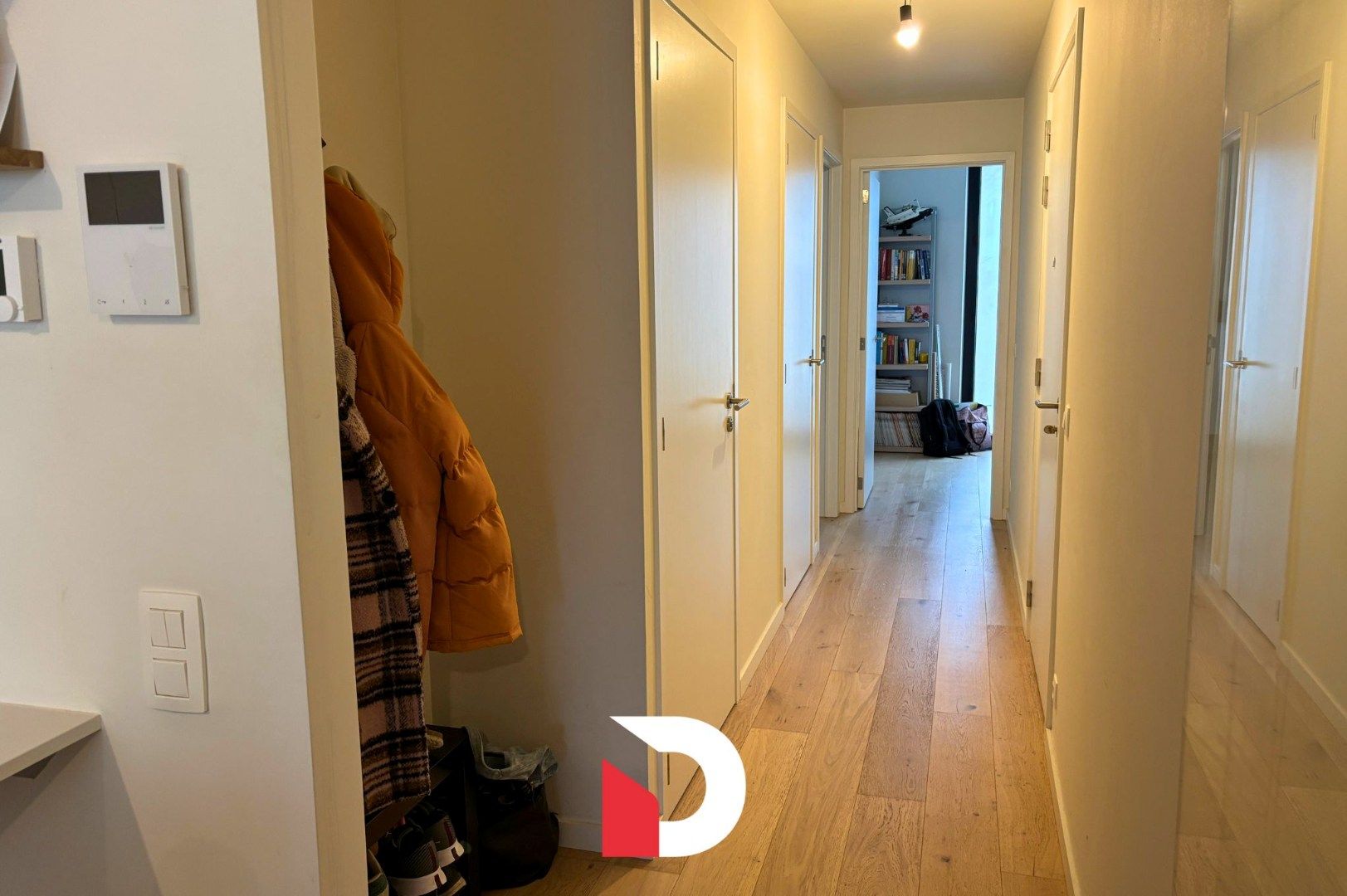 Luxueus gelijkvloers appartement met 2 slaapkamers en autostaanplaats foto 8